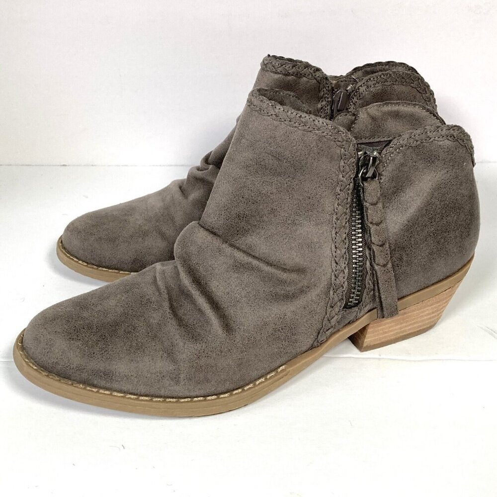 Report Dilly Gray Western Ankle Boots, Size 8, Faux Suede, Side Zip, Braid‎ Trim